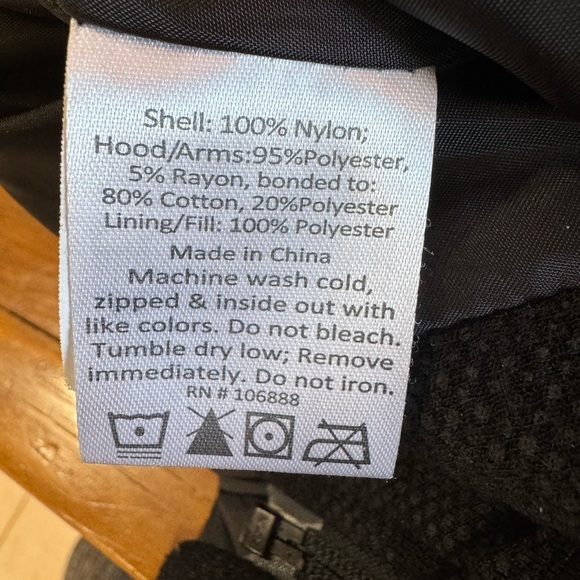 Appaman Boys 3T Black Puffer Coat With Removable Sleeves - Picture 6 of 6